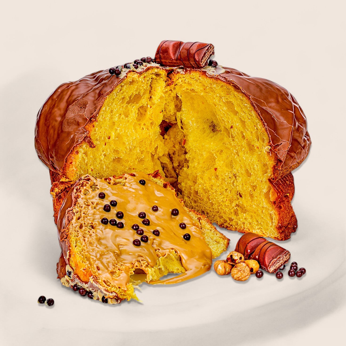 Panettone artigianale Goloso Nocciolatte, con vasetto di crema spalmabile Gran Nocciola IGP