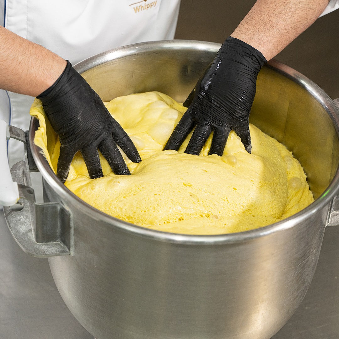 Colomba artigianale  Amalfitana, farcita con crema al limoncello