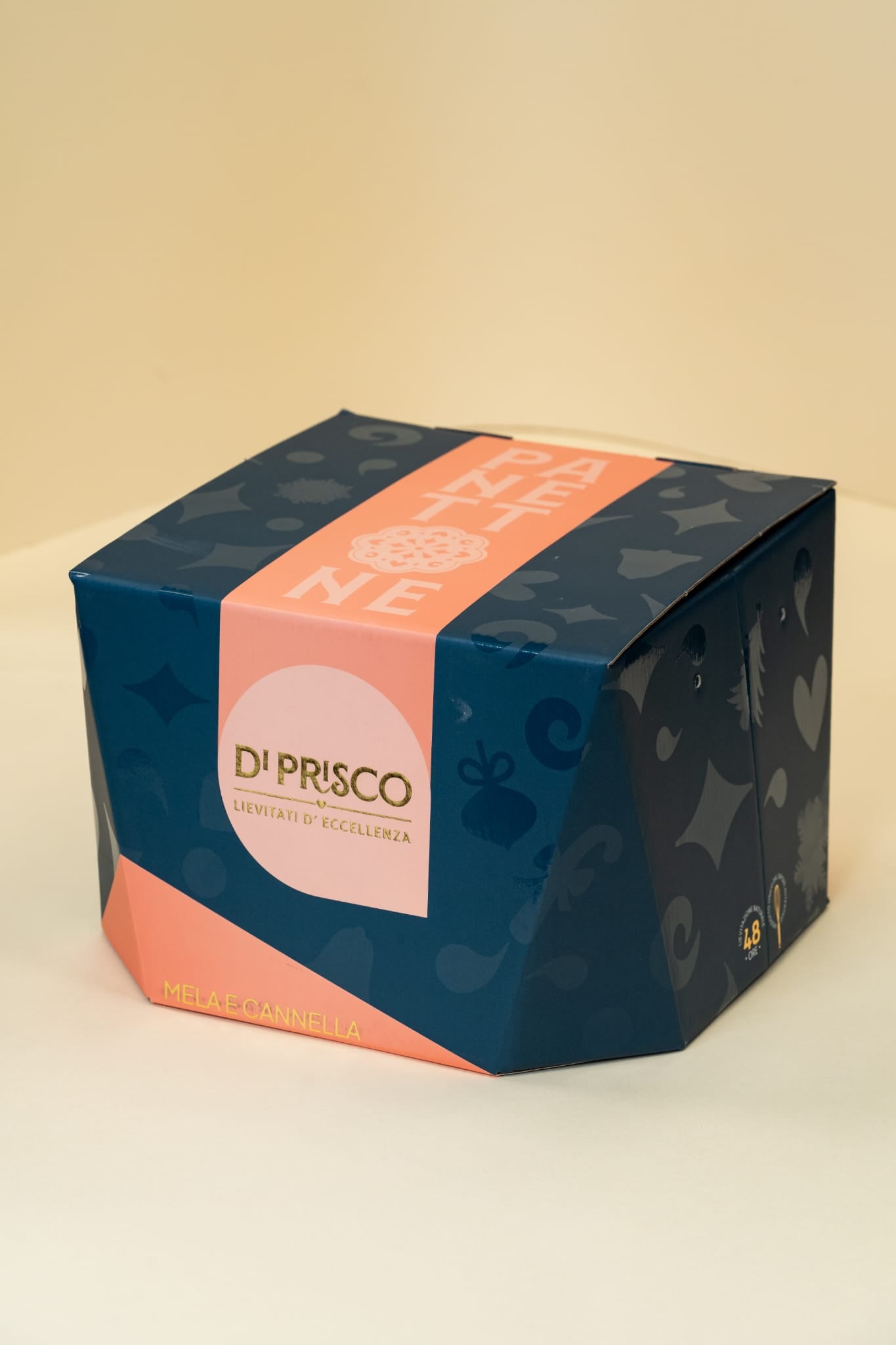 Panettone artigianale Mela e Cannella