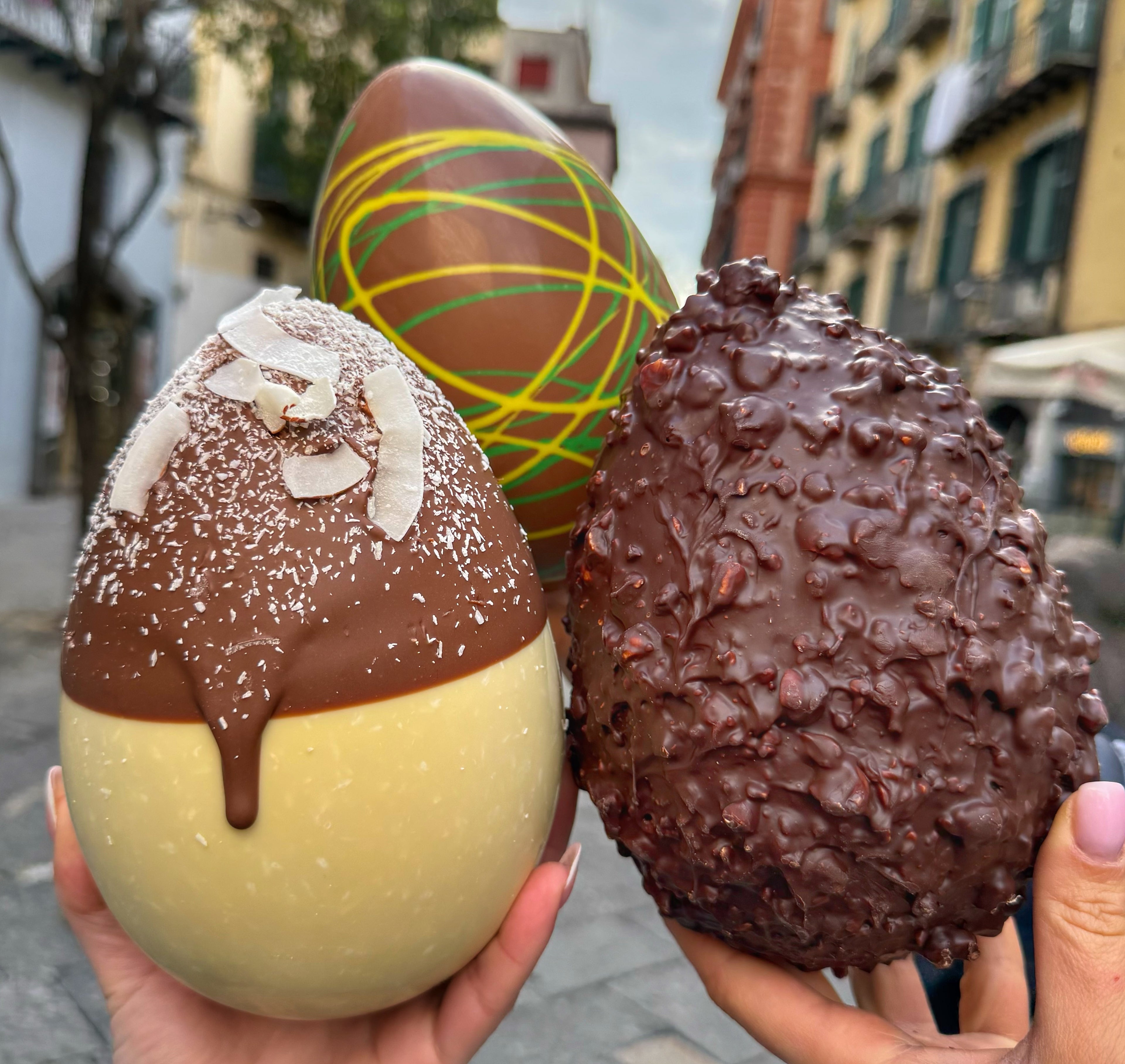 ミルクとヘーゼルナッツのビグストウィークエンドエッグ